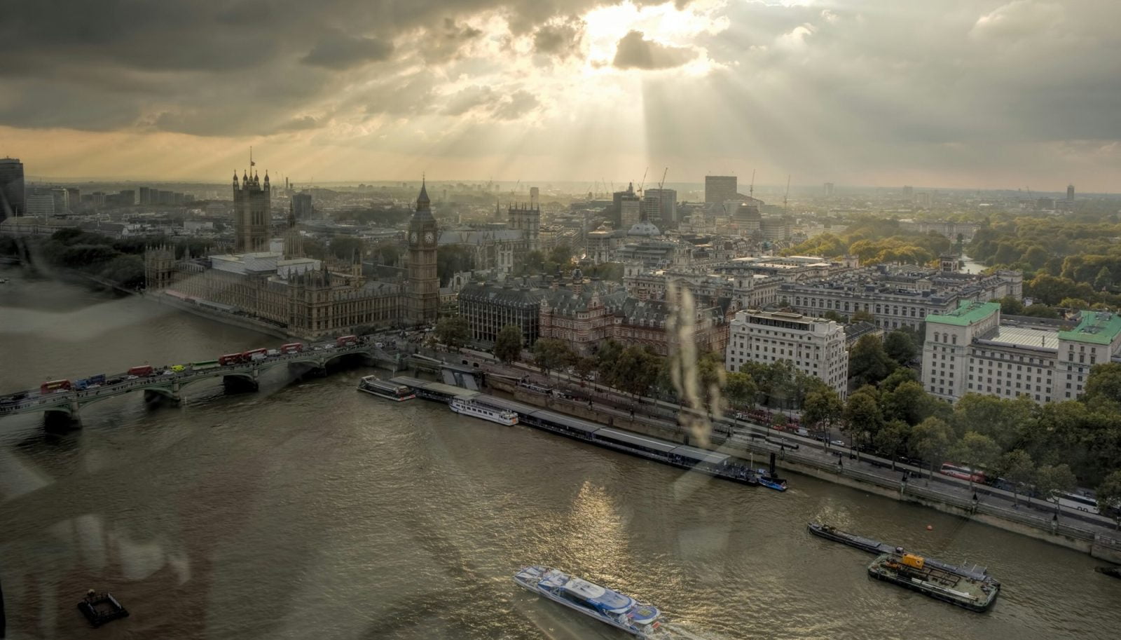 London shines from on top of the London Eye